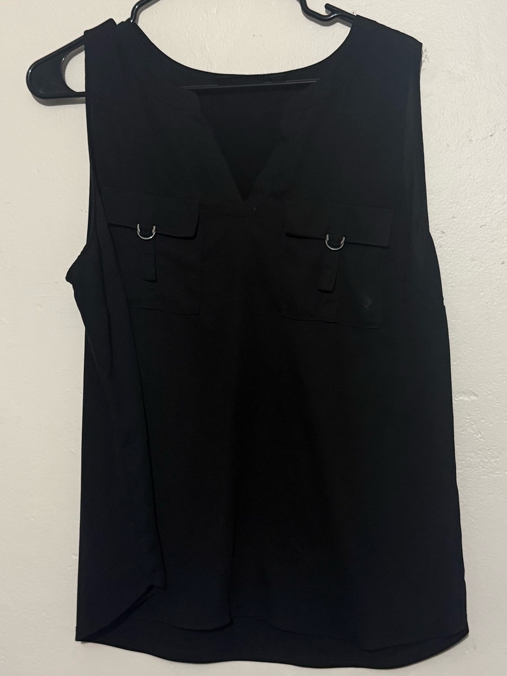 New York & Company Black Sleeveless V-Neck Tank with Decorative Pockets